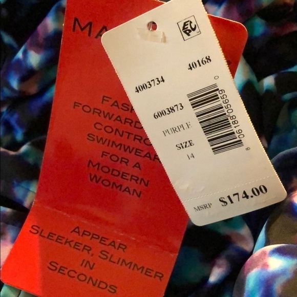 MAGICSUIT by Miraclesuit Slimming Keyhole 1 Piece - Picture 6 of 6